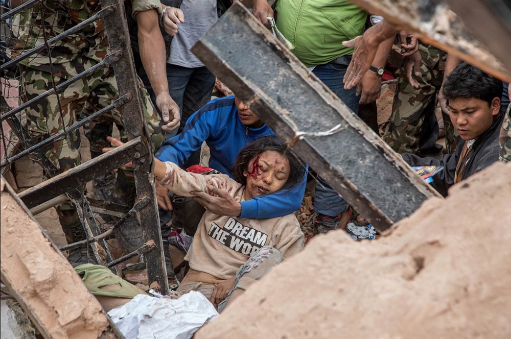국제구호기관인 소통을위한젊은재단(이사장 이욱, 대표 이유리, W-재단)이 네팔 카트만두 지진 피해지역에 1차로 20만 달러 규모의 긴급구호를 실시한다.